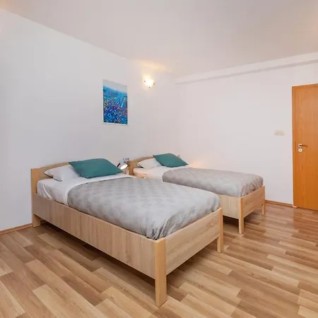 Bis 1 & 2 * Dubrovnik